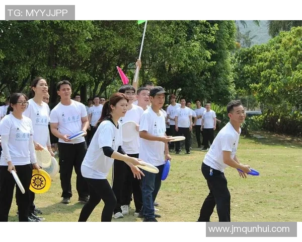 飞盘运动的魅力与挑战:深圳飞盘队如何塑造独特节奏与团队精神 飞盘运动的魅力与挑战:深圳飞盘队如何塑造独特节奏与团队精神